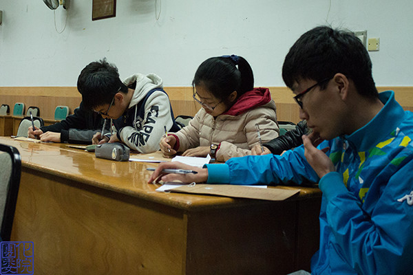 图 3 积极分子填写档案袋