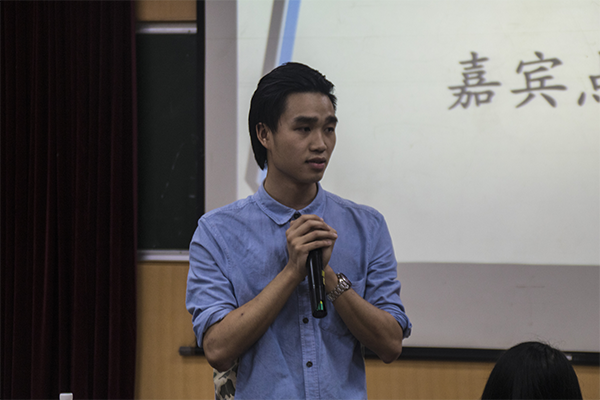 图1 前前前院会主席罗文聪