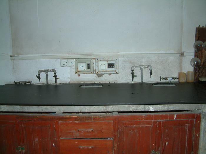 学院建筑 