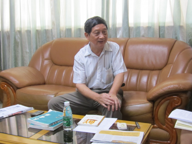 文化的传承者——访77级校友杨冠丰