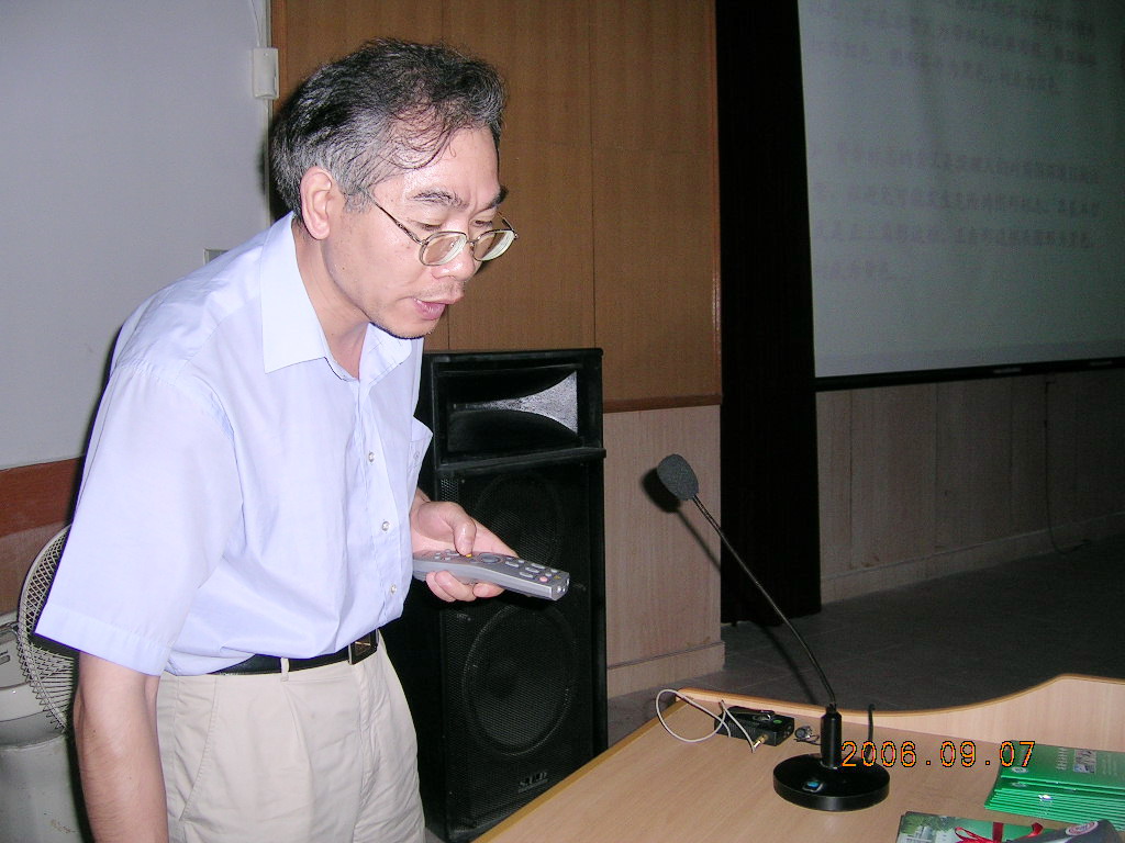 热烈庆祝我院首届实验室安全宣传日活动圆满成功 