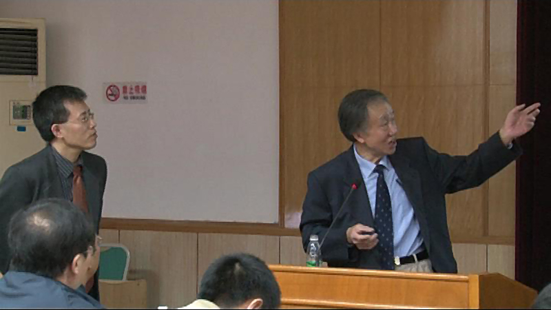 张礼和院士莅临我院 逸仙化学论坛开讲