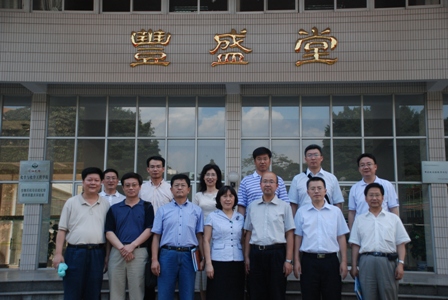 中国石油石油化工研究院刘显法院长一行访问我院
