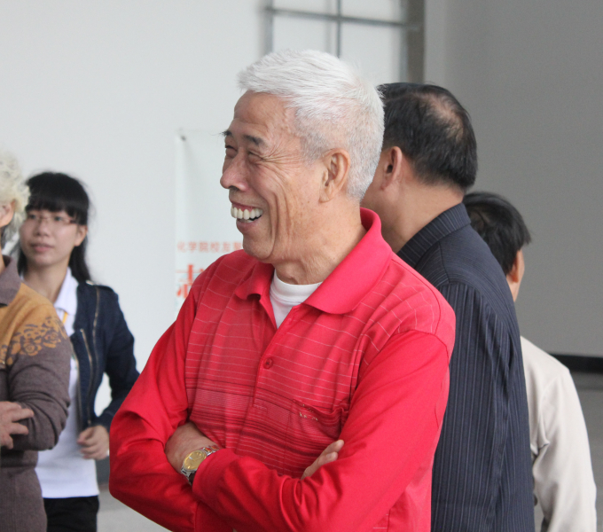 忆匆匆五十载峥嵘岁月 叙漫漫半世纪母校温情——记中大化院62级校友入学50周年返校聚会庆典