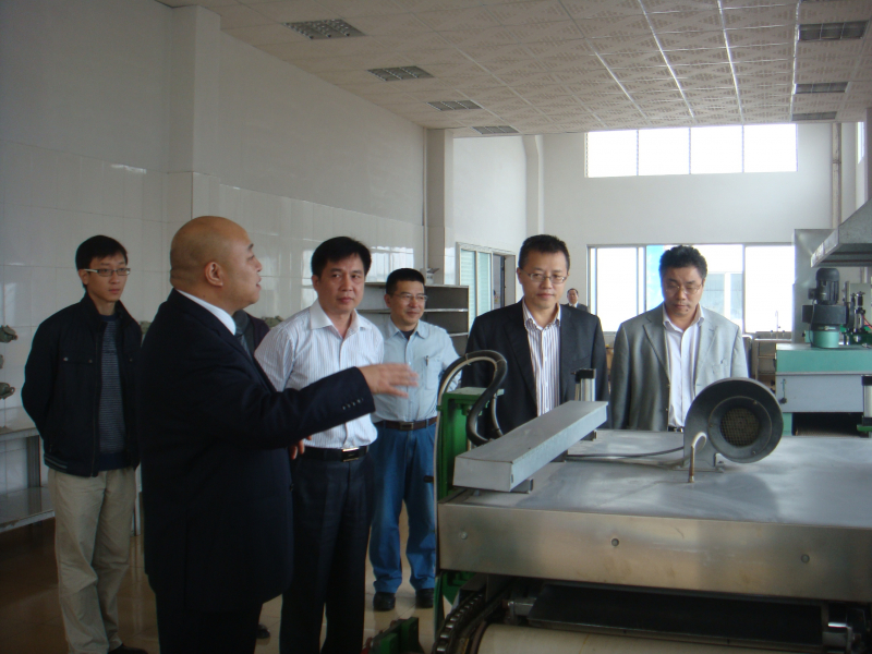 “美乐仕-中大化工学院高分子材料产业化基地” 揭牌仪式顺利举行
