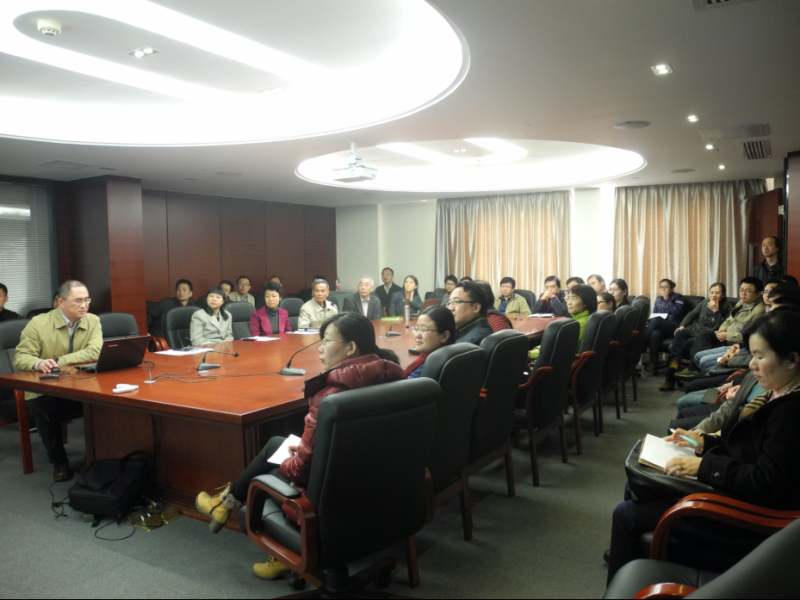 2013学年化学学院青年教师教学研讨会顺利召开 