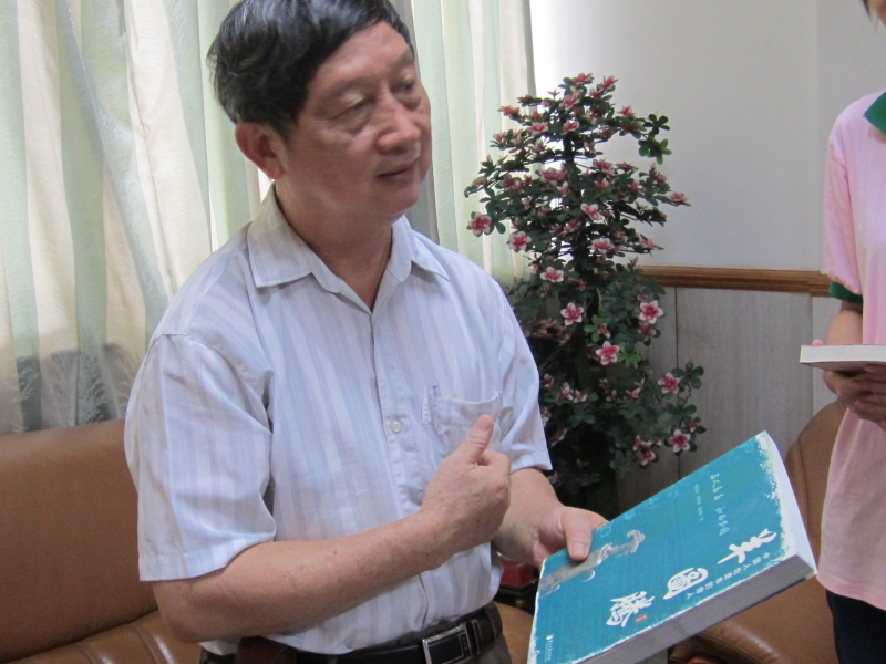 文化的传承者——访77级校友杨冠丰