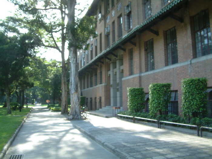 学院建筑