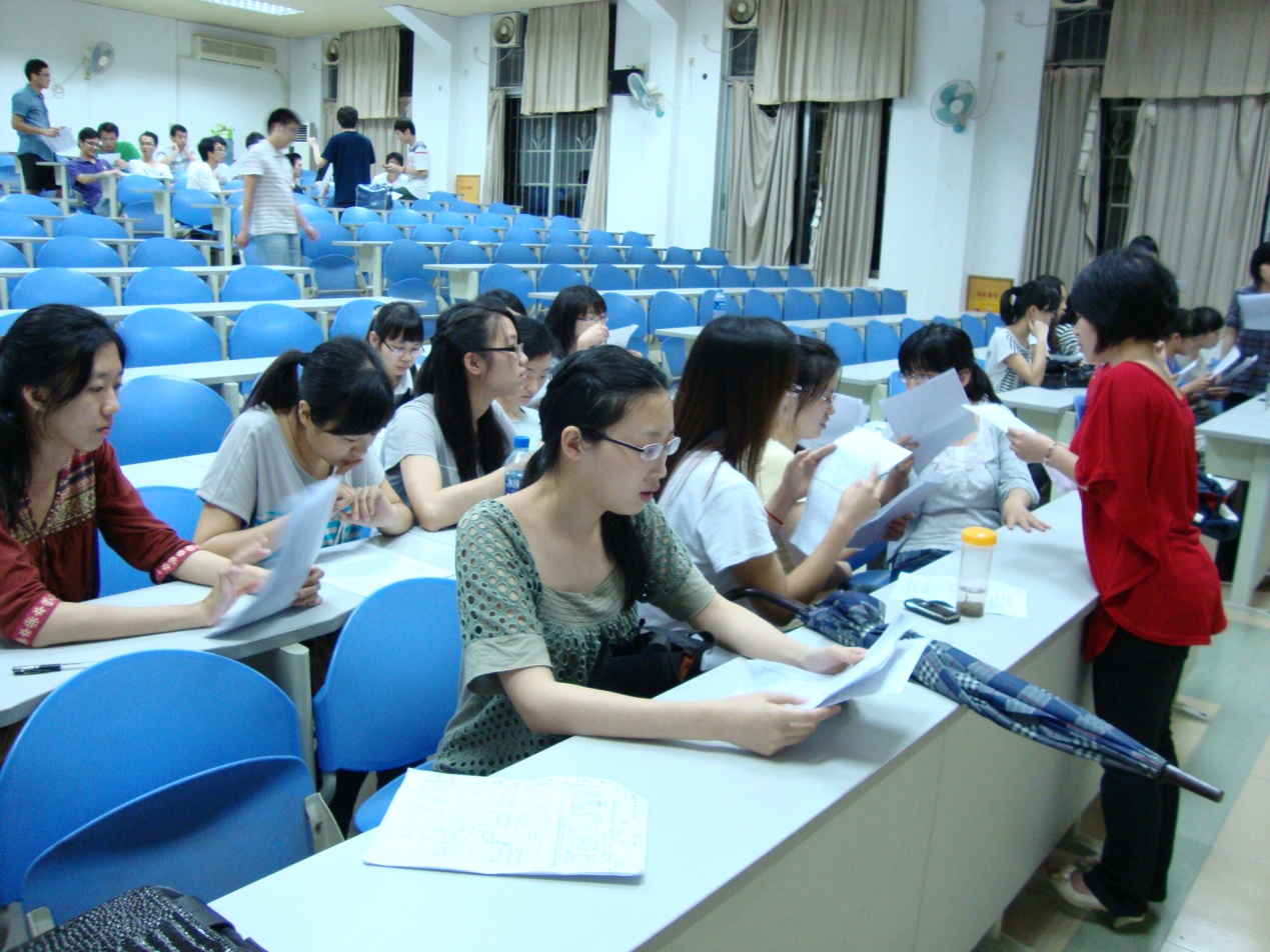 5各声部独自专注排练