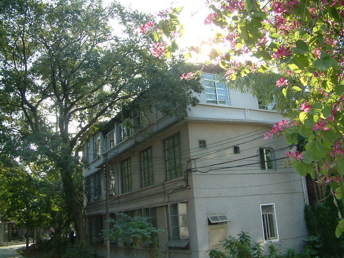 学院建筑