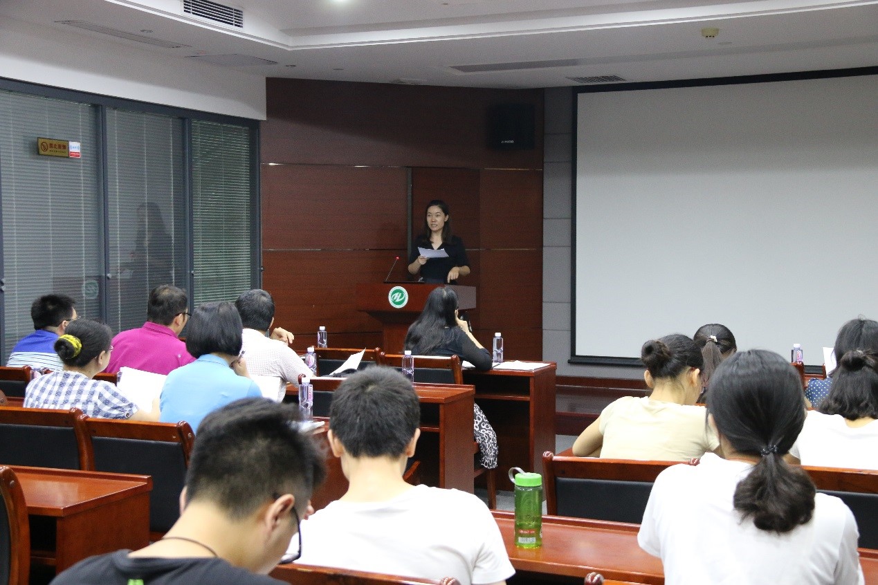 化学学院党委召开全体党支部委员会议