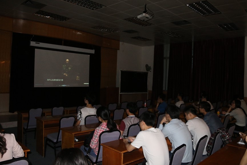 化学学院全体学生党员开展第一次集中学习