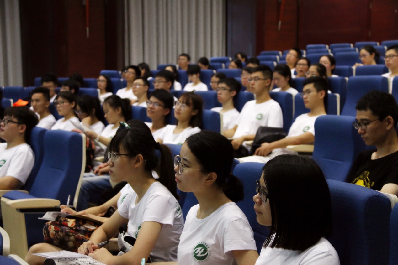 化学学院2017年全国优秀大学生夏令营顺利举办 