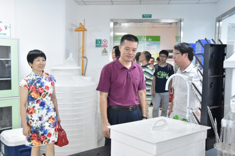 中大化学学院东莞校友企业走访活动之一