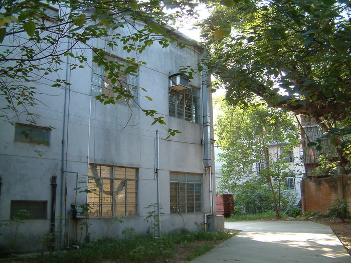 学院建筑 